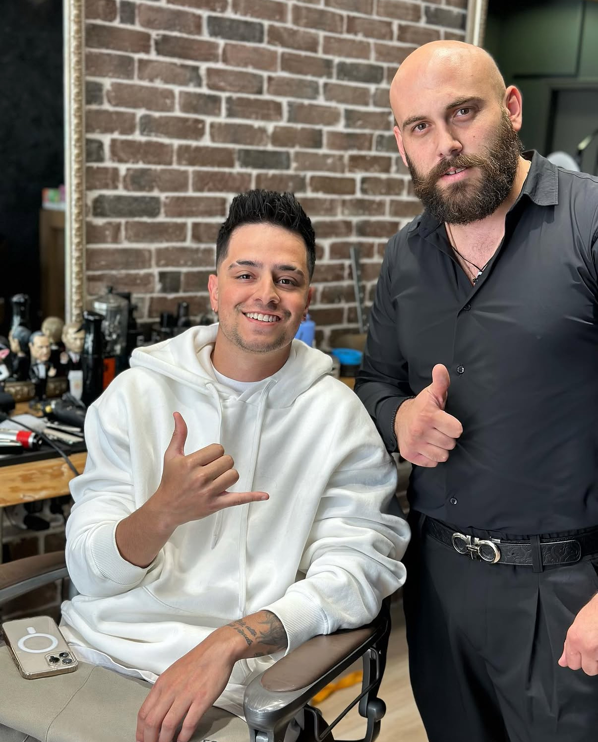 Skin fade κούρεμα με μηχανή